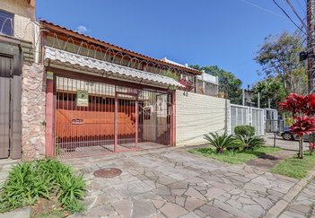 house em Lloyd de Andrade Polidoro, Ipanema - Porto Alegre - RS