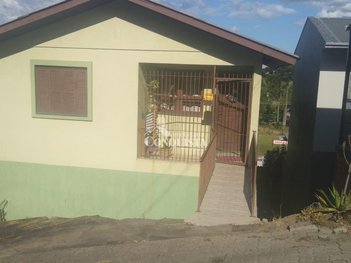 house em Avenida 13 de Junho, São Cristóvão - Caxias do Sul - RS