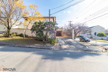 house em Rua Doutor Joaquim Ignácio Silveira da Motta, Uberaba - Curitiba - PR