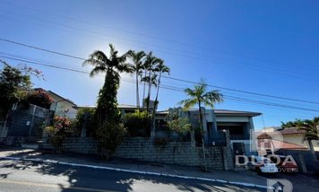 house em Rua Engenheiro Fiuza da Rocha, Lote Seis - Criciúma - SC