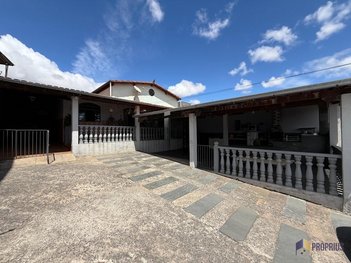 house em Praça São Gonçalo, Centro - Contagem - MG
