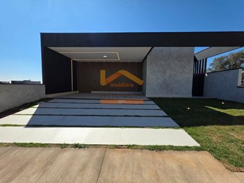 house em Avenida Rodolfo Kivitz, Parque dos Pinheiros - Nova Odessa - SP