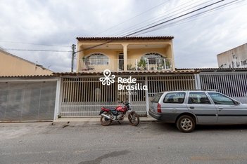 house em QR 3 Conjunto B, Candangolândia - Brasília - DF