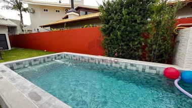 house em Rua das Guaracemas, Jurerê Internacional - Florianópolis - SC