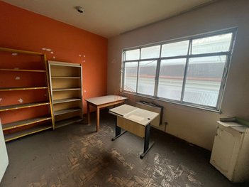 office em Galeria Irmãos Salles, Centro - Barra Mansa - RJ