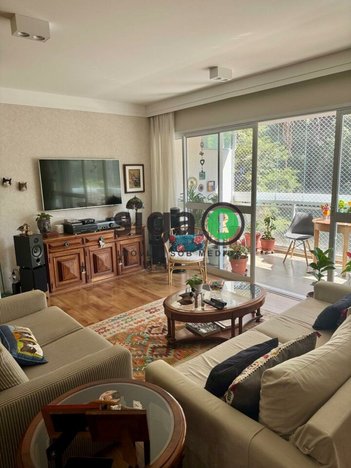 apartment em Rua Itanhatim, Vila Andrade - São Paulo - SP