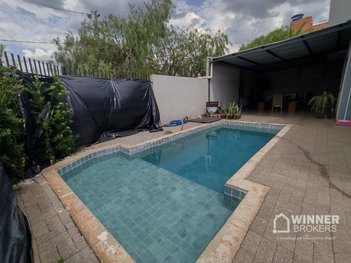 house em Rua Pioneira Arminda Pezzetini Cioffi, Jardim Guairacá - Maringá - PR