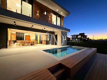 house em Avenida Antônio Manoel Santa Helena, Centro - Xangri-Lá - RS