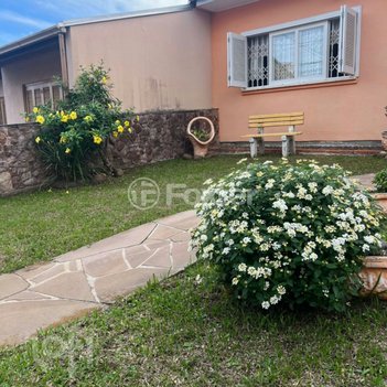 house em Rua Pedro Monteiro Ramos, Centro - Gravataí - RS