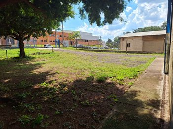 industrial em Rua Lourival Ferreira, Domingos Lopes - Botucatu - SP