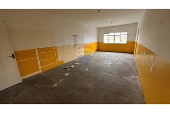 office em Avenida Kizaemon Takeuti, Jardim Castilho - Embu das Artes - SP