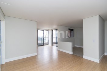 apartment em Rua Urbano Lopes, Cristo Rei - Curitiba - PR