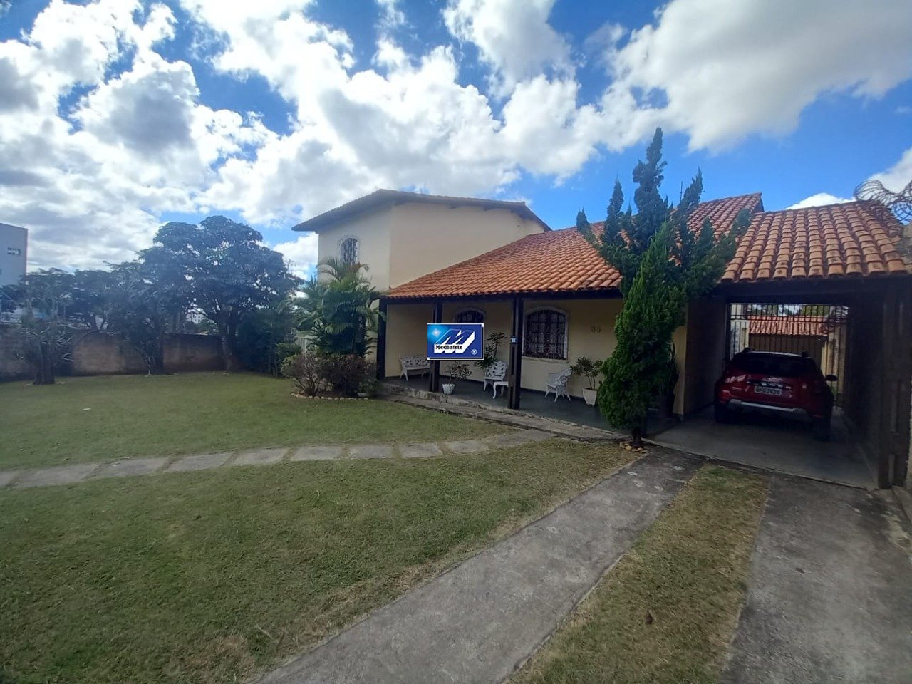 Casa com 4 quartos — Cidade Nova, Belo Horizonte
