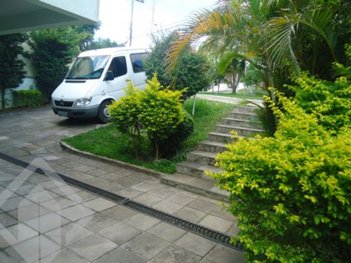 house em Rua Alcebíades Antônio dos Santos, Nonoai - Porto Alegre - RS