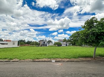 land_lot em Rua Tiradentes, Centro - Rio das Pedras - SP