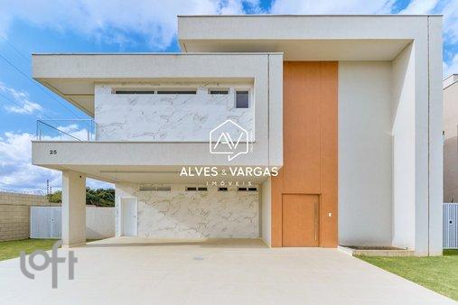 Rua Antônio Escorsin - facade01.jpg