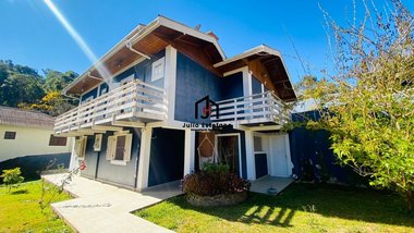 house em Rua Lucerna, Vila Nova Suíça - Campos do Jordão - SP