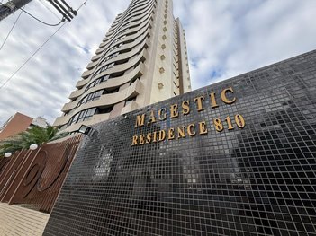 apartment em Avenida Olívia Flores, Candeias - Vitória da Conquista - BA