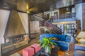house em Rua Matias José Bins, Chácara das Pedras - Porto Alegre - RS