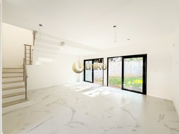 house em Rua Amália Túlio Costa, Santa Felicidade - Curitiba - PR