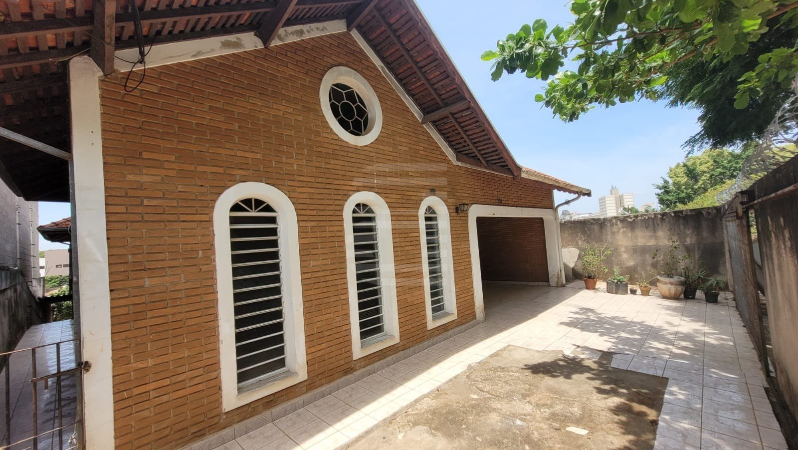 WhatsApp Image 2025-10-16 at 14.47