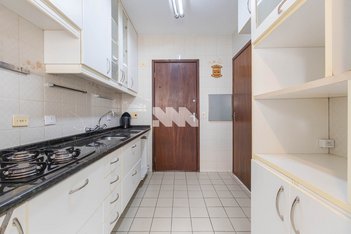 apartment em Rua Vereador Washington Mansur, Ahú - Curitiba - PR