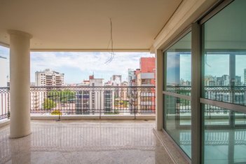 apartment em Alameda Eduardo Guimarães, Três Figueiras - Porto Alegre - RS