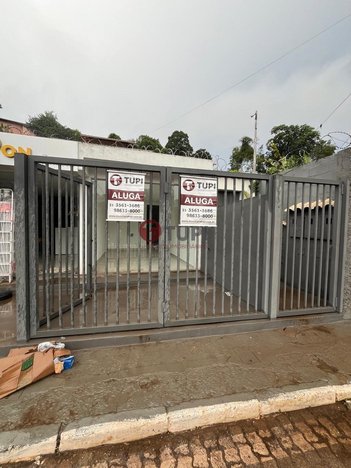 business em Rua Doutor Hélio Ferreira Bastos, Centro - Itabirito - MG