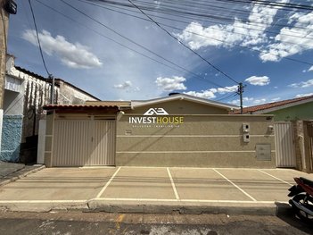 house em Rua Oliveira, Parque dos Municípios II - Guaxupé - MG