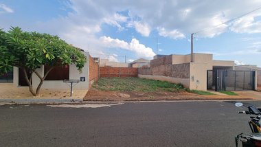 land_lot em Rua Vicente Blundi, Jardim das Carobeiras - Votuporanga - SP