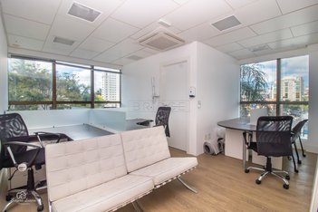 office em Furriel Luiz Antônio de Vargas, Bela Vista - Porto Alegre - RS