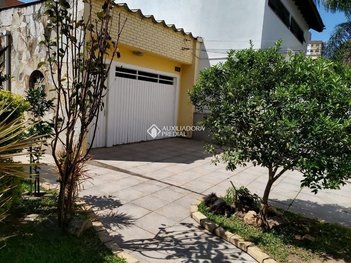 house em Rua Líbero Badaró, Passo da Areia - Porto Alegre - RS