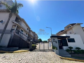 house em Rua Pedro Gardini, Volta Grande - Farroupilha - RS