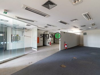 business em Avenida General Furtado Nascimento, Alto de Pinheiros - São Paulo - SP
