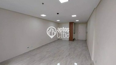 office em Rua Zeila Moura dos Santos, Cristo Rei - Curitiba - PR