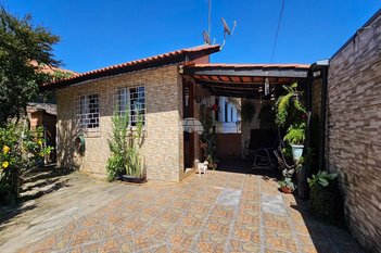 house em Avenida Guatupê, Guatupê - São José dos Pinhais - PR