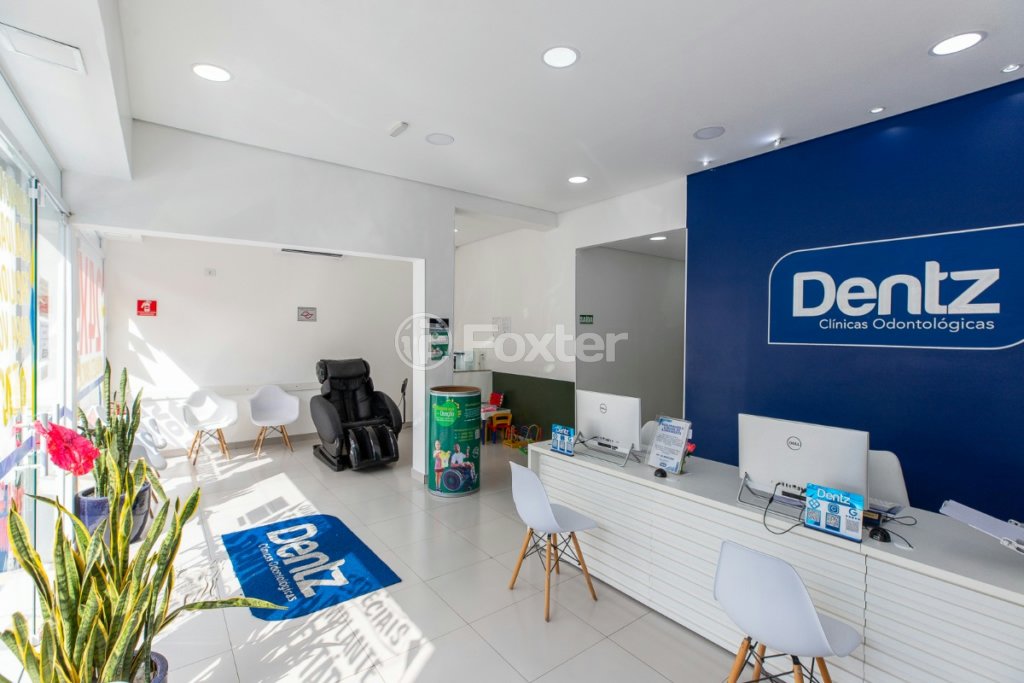 1726693273123-remax_20ares_2.jpeg