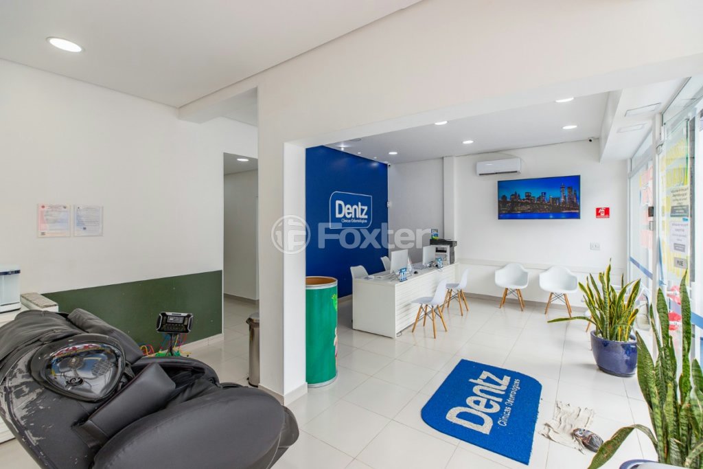 1726693273429-remax_20ares_4.jpeg