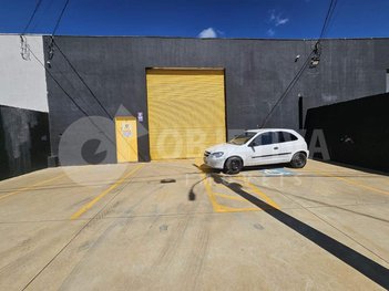 industrial em Avenida Ministro Homero Santos, Shopping Park - Uberlândia - MG