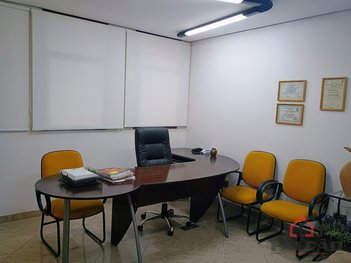 office em Rua Bittencourt, Vila Nova - Santos - SP