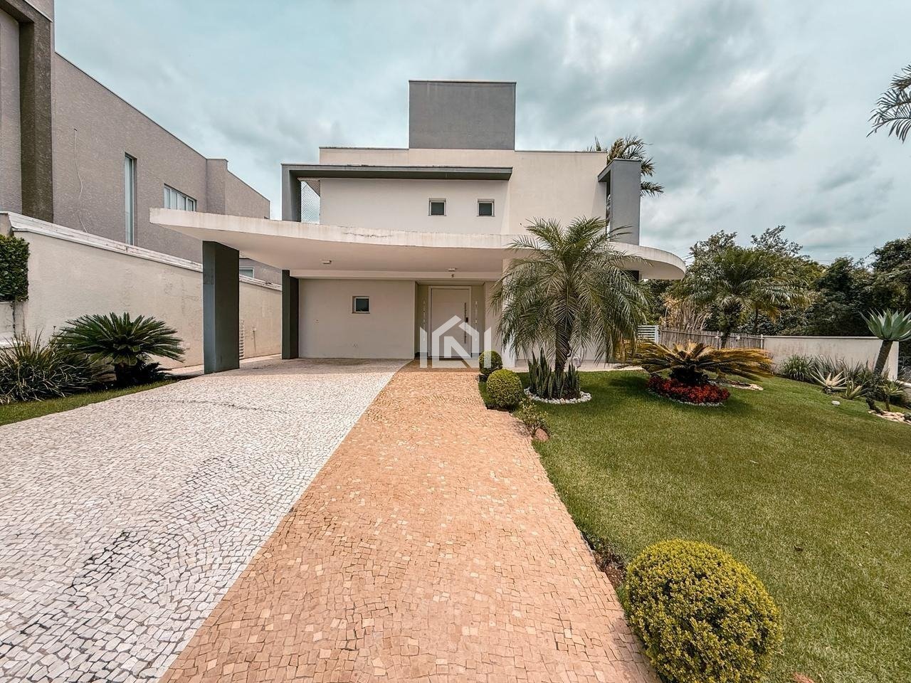 casa a venda ou locacao no condominio reserva santa maria - fachada