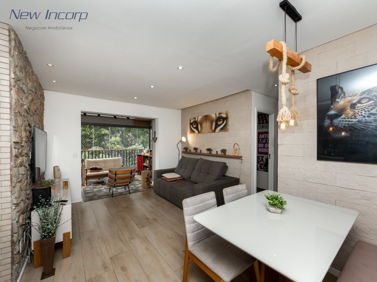 0c6041a5-30d2-49a2-85e8-c210dee4a6c5