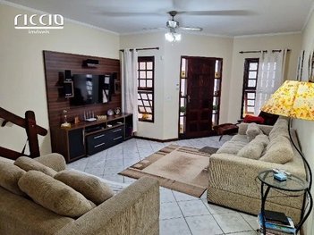 house em Rua Volta Redonda, Jardim das Indústrias - Jacareí - SP