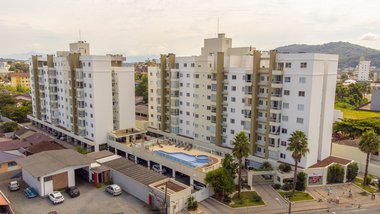 apartment em Rua Carlos Benack, Saguaçu - Joinville - SC