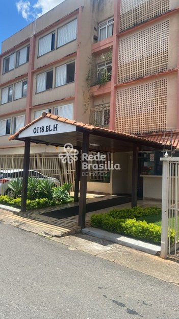 apartment em QI 18 Bloco H, Guará II - Brasília - DF