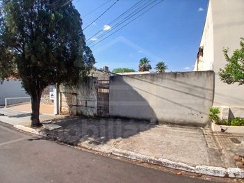land_lot em Rua Conde do Pinhal, Centro - Jaú - SP