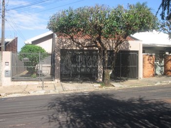 house em Avenida Carlos Alberto Fragnani, Jardim Roberto Selmi Dei - Araraquara - SP