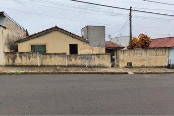 house em Rua Marechal Deodoro, Jardim Magali - Itapira - SP