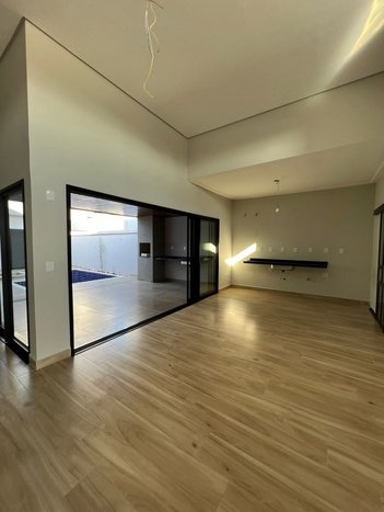 house em Avenida Três de Março, Aparecidinha - Sorocaba - SP