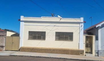house em Avenida Fernando Costa, Centro - Dois Córregos - SP